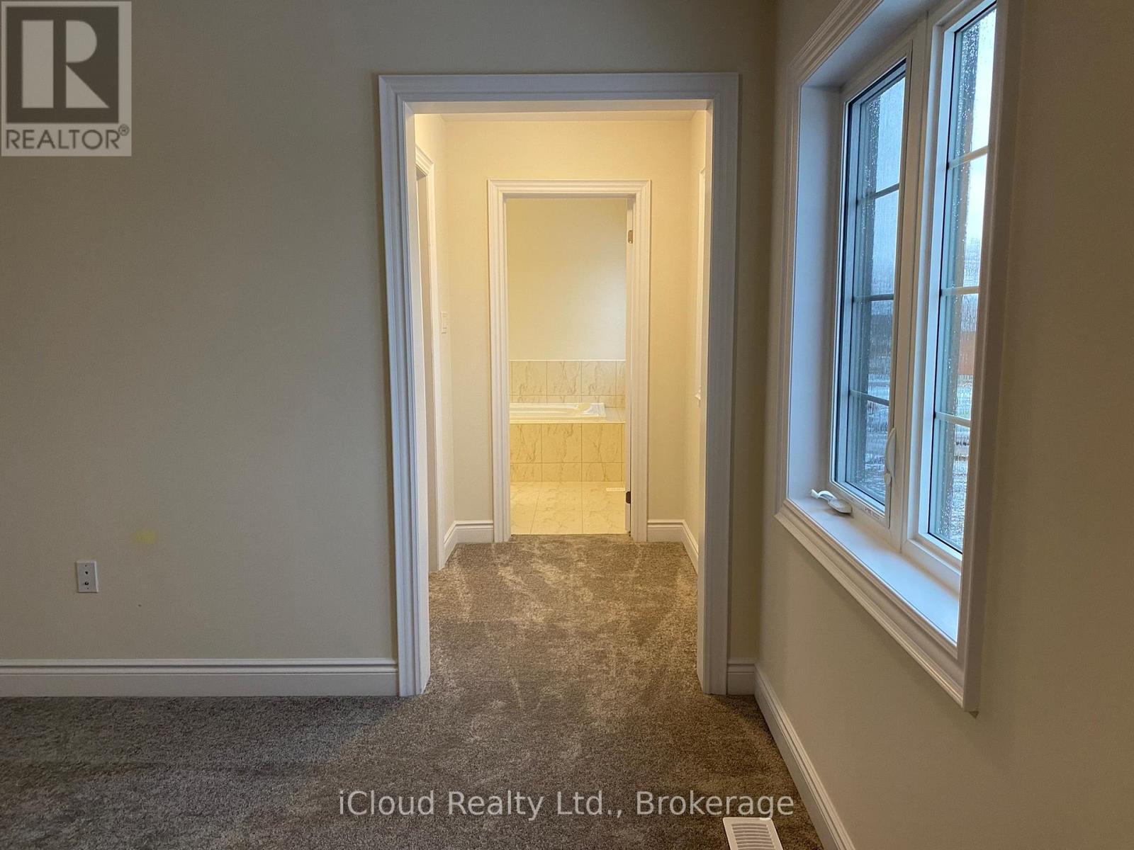 Upper Unit - 142 David Street, Haldimand, Ontario  N0A 1H0 - Photo 7 - X12734358