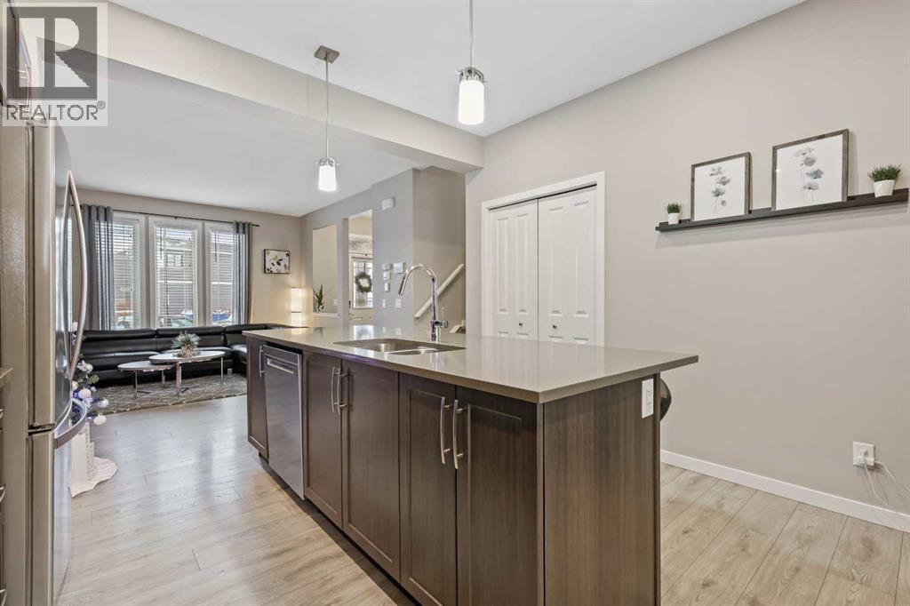 754 Belmont Drive Sw, Calgary, Alberta  T2X 4H4 - Photo 15 - A2275855