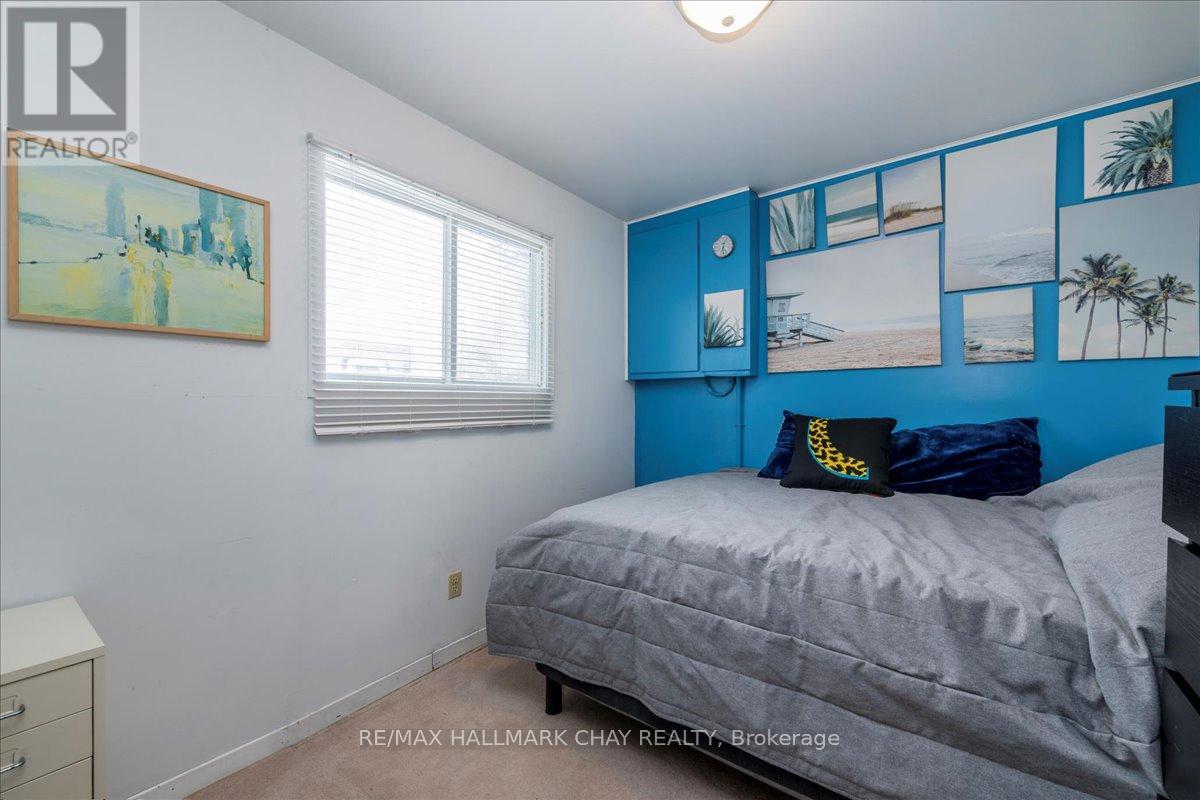 2422 25 Side Road, Innisfil, Ontario  L9S 3Y7 - Photo 13 - N12726762