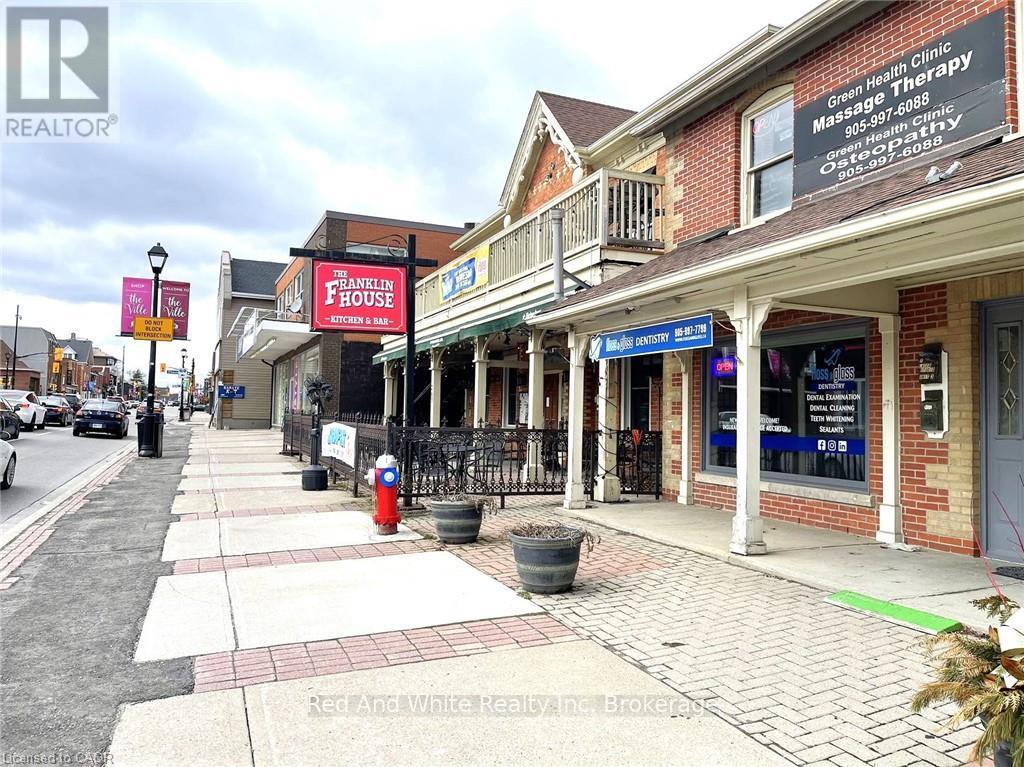 265 QUEEN STREET S, Mississauga, Ontario
