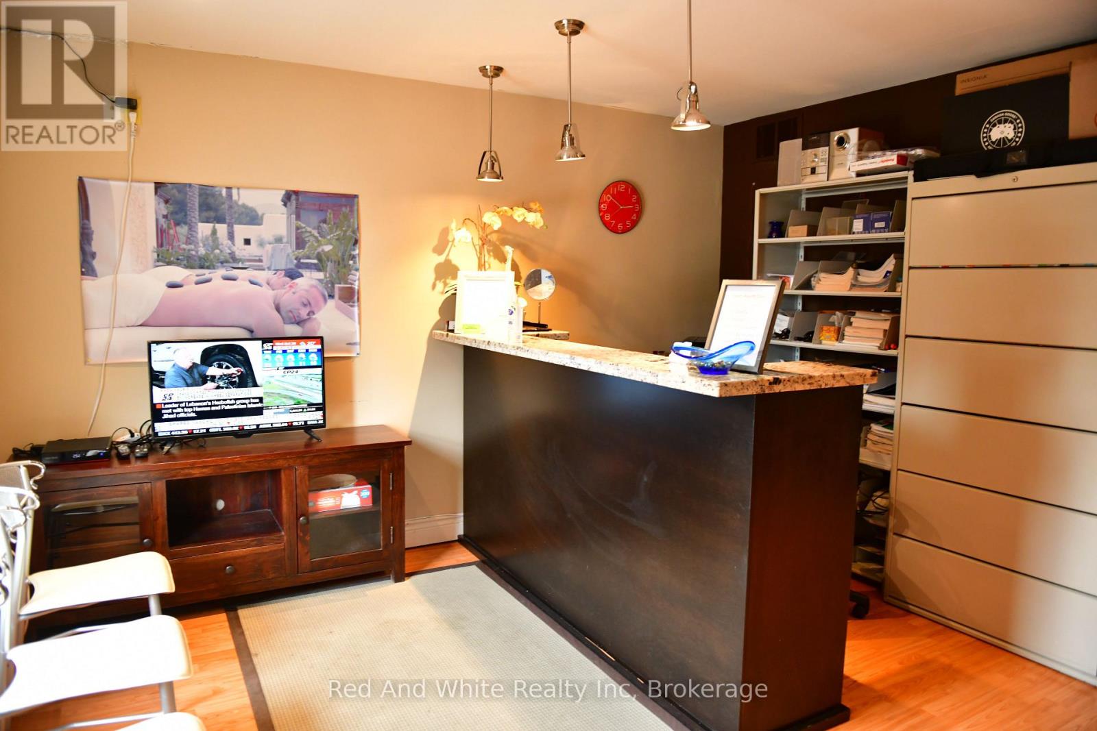 265 Queen Street S, Mississauga, Ontario  L5M 1L9 - Photo 3 - W12734382