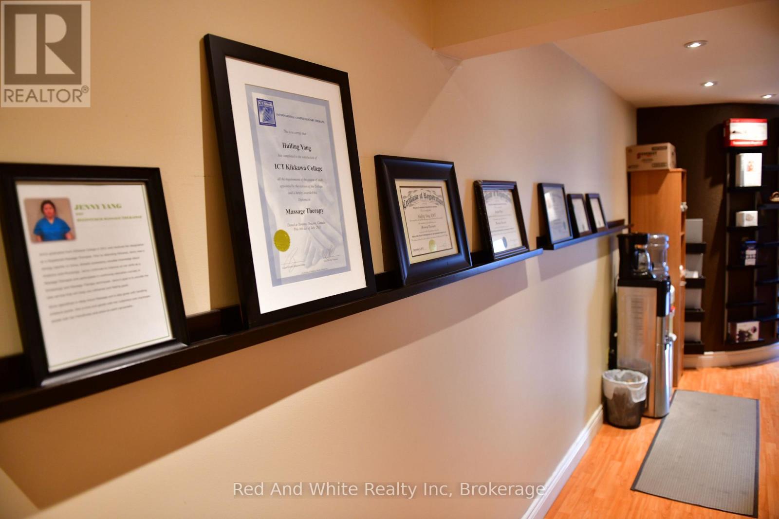 265 Queen Street S, Mississauga, Ontario  L5M 1L9 - Photo 8 - W12734382