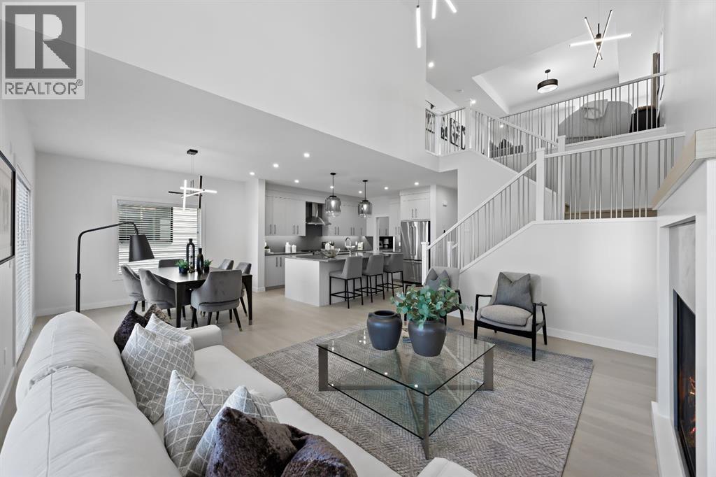 46 Westland Park Sw, Calgary, Alberta  T3H 0W1 - Photo 6 - A2259010