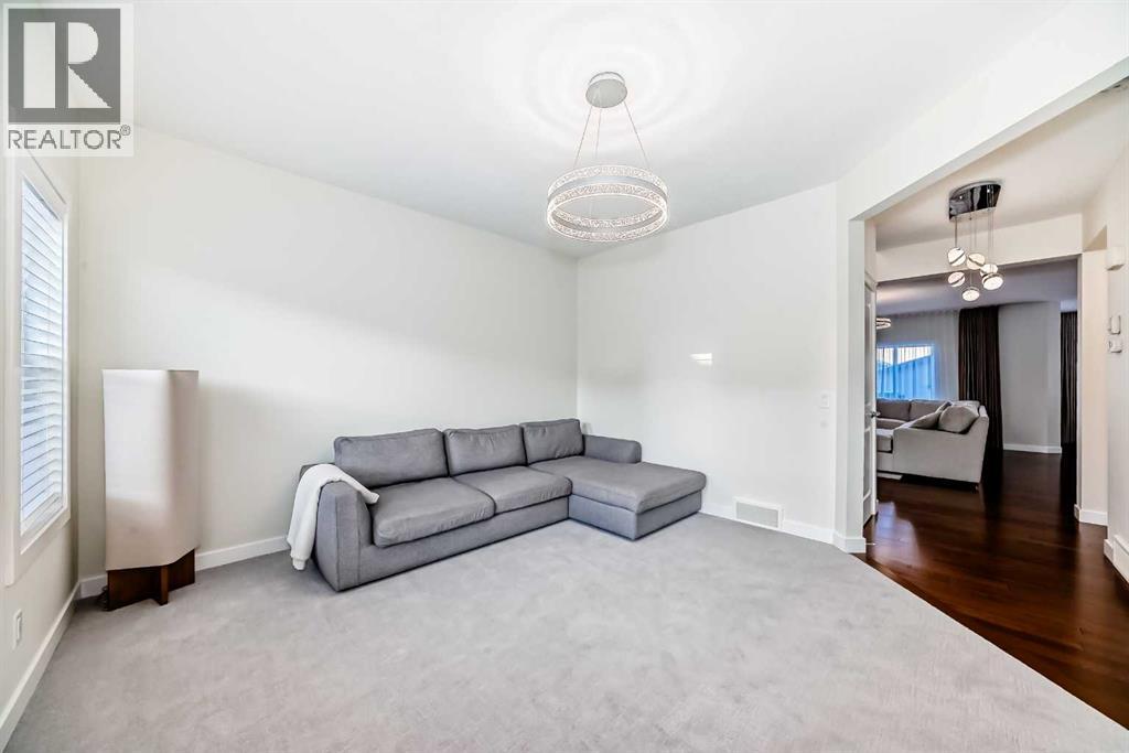 105 Elgin Meadows Circle Se, Calgary, Alberta  T2Z 0R9 - Photo 16 - A2281065