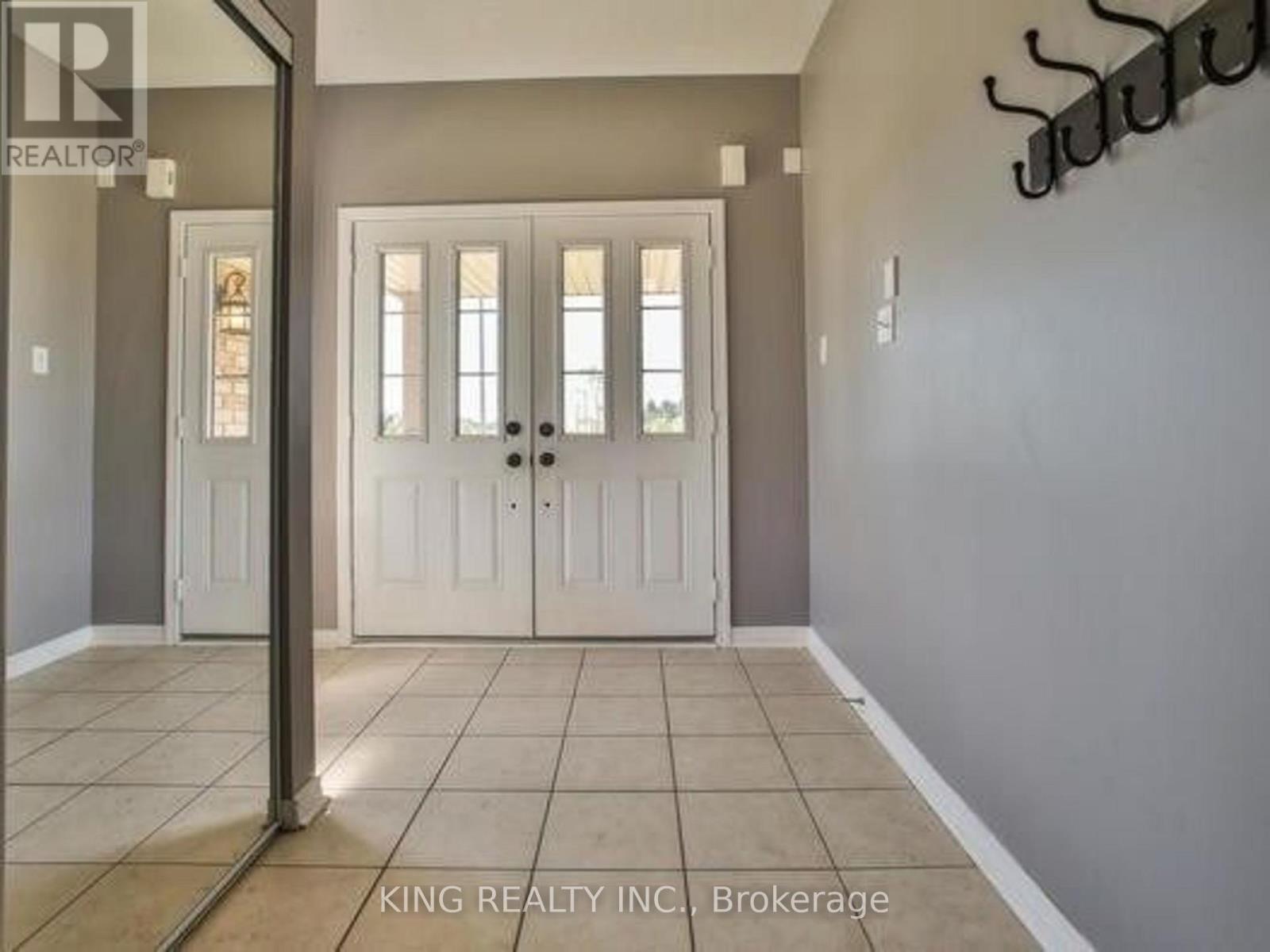 44 Kimble Avenue, Clarington, Ontario  L1C 0J7 - Photo 2 - E12734376