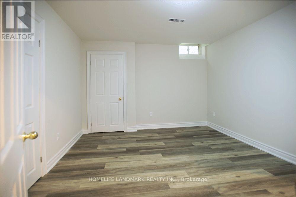 5 Southvale (Basement) Drive, Vaughan, Ontario  L6A 0X2 - Photo 7 - N12734388