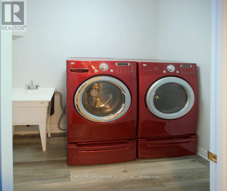 5 Southvale (Basement) Drive, Vaughan, Ontario  L6A 0X2 - Photo 8 - N12734388