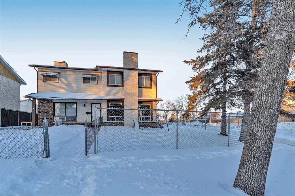 3 Raber Road, Winnipeg, Manitoba  R2R 1G4 - Photo 0 - 202601497