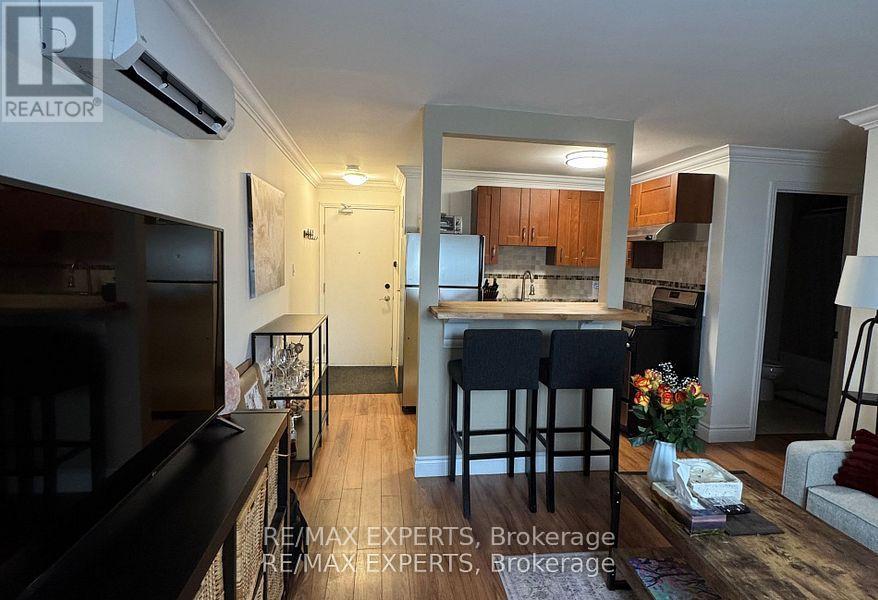 C - 42 Queen Street N, Caledon, Ontario  L7E 1B9 - Photo 2 - W12734374