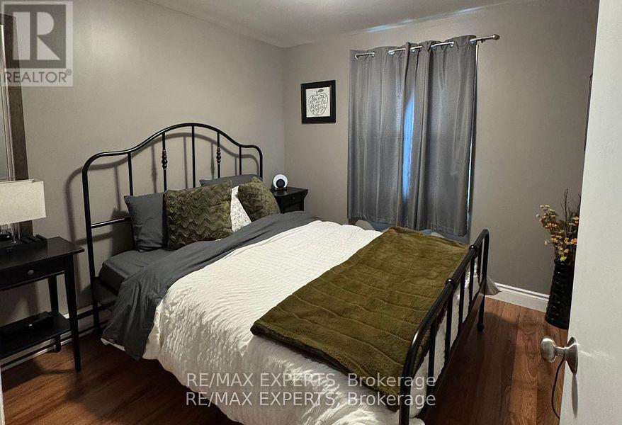 C - 42 Queen Street N, Caledon, Ontario  L7E 1B9 - Photo 4 - W12734374