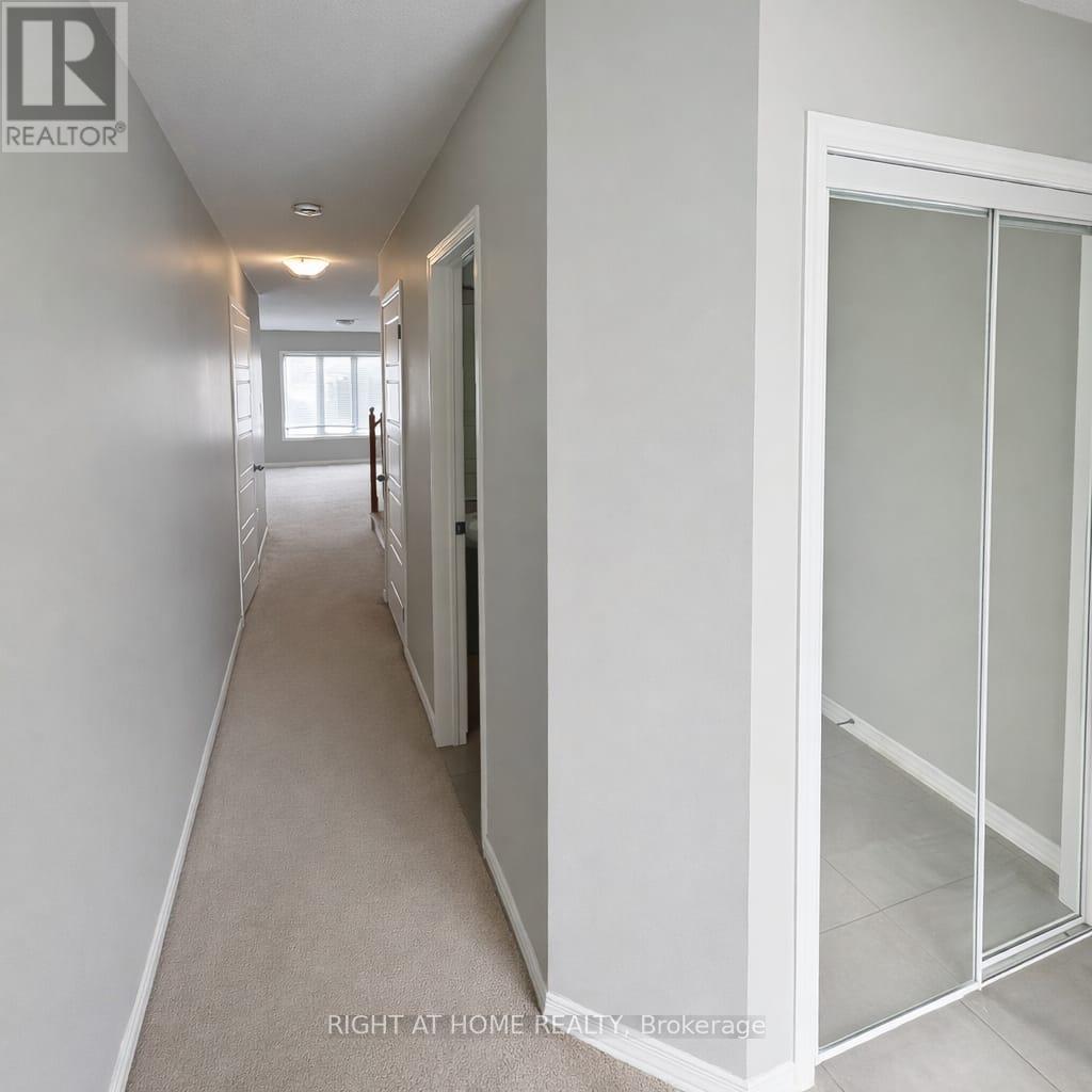 24 Longboat Run W, Brantford, Ontario  N3T 0P3 - Photo 3 - X12734378