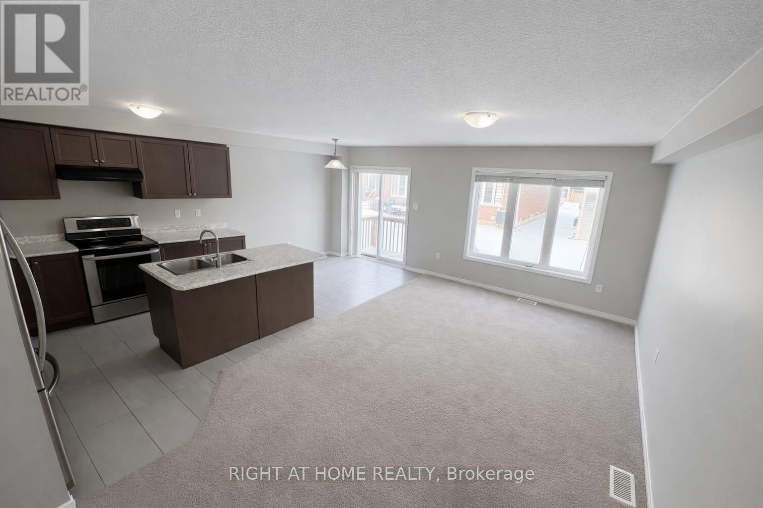 24 Longboat Run W, Brantford, Ontario  N3T 0P3 - Photo 6 - X12734378