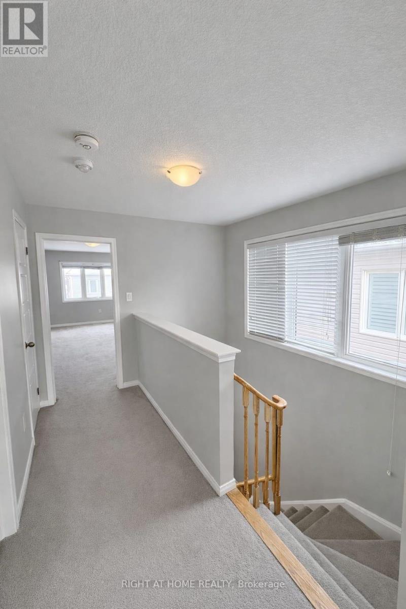 24 Longboat Run W, Brantford, Ontario  N3T 0P3 - Photo 9 - X12734378