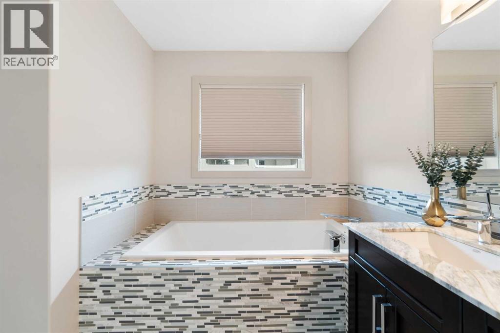 35 Aspenshire Drive Sw, Calgary, Alberta  T3H 0M2 - Photo 22 - A2280787