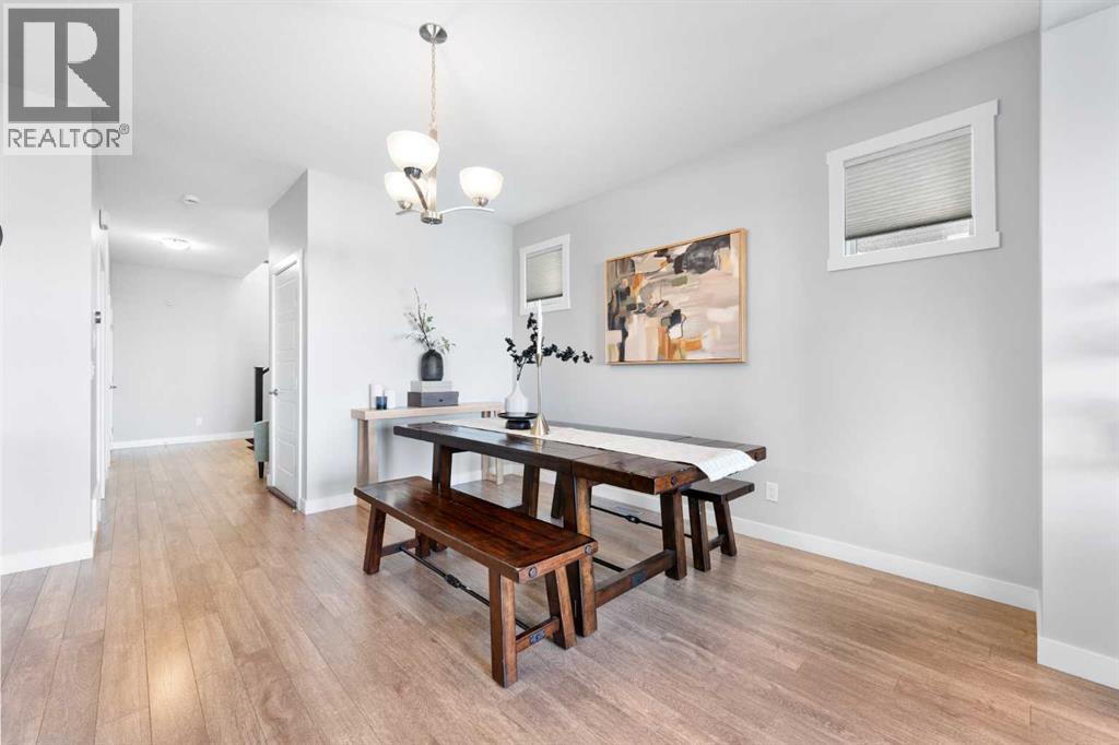 153 Williamstown Park Nw, Airdrie, Alberta  T4B 3Y9 - Photo 4 - A2281683