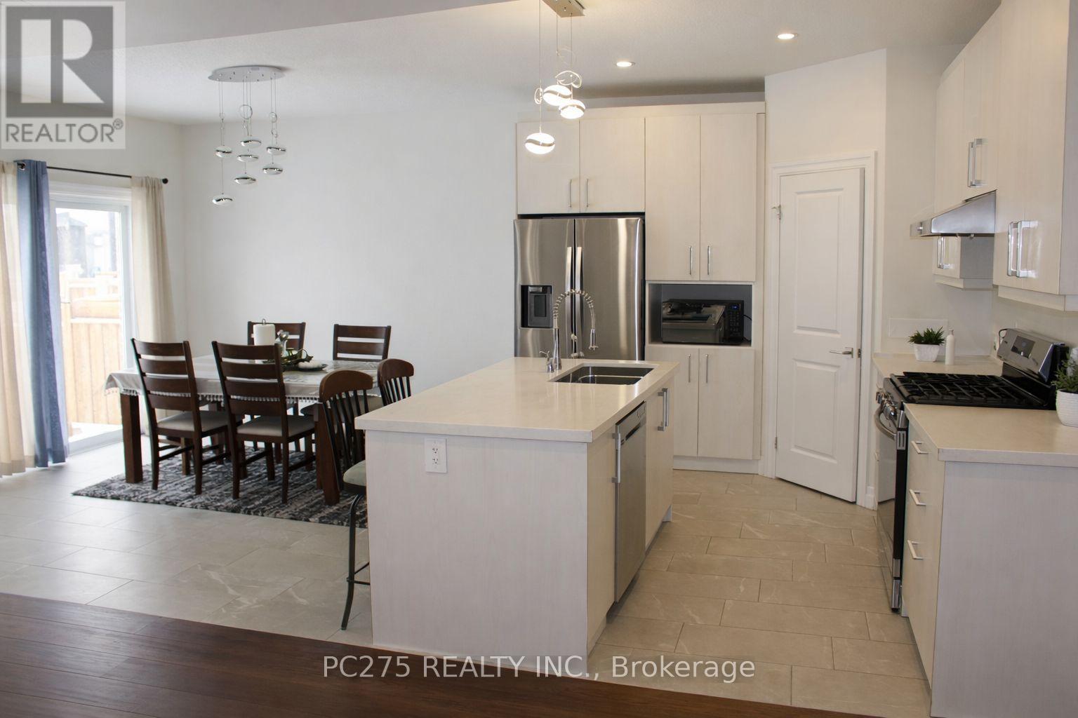 Upper - 2949 Biddulph Street, London South, Ontario  N6L 0A8 - Photo 20 - X12734408