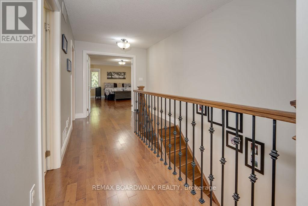 7089 Bush Drive, Ottawa, Ontario  K4P 1M8 - Photo 25 - X12696972