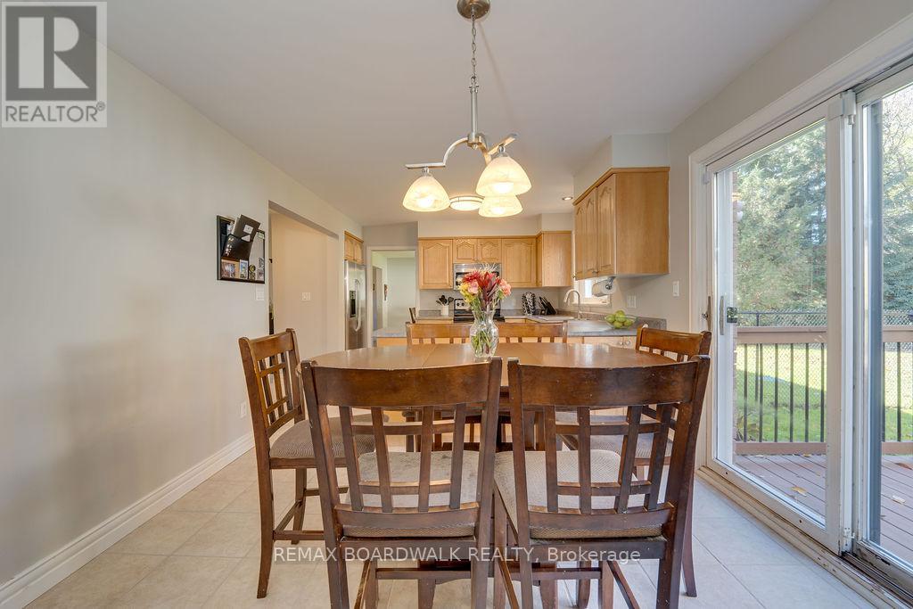 7089 Bush Drive, Ottawa, Ontario  K4P 1M8 - Photo 14 - X12696972