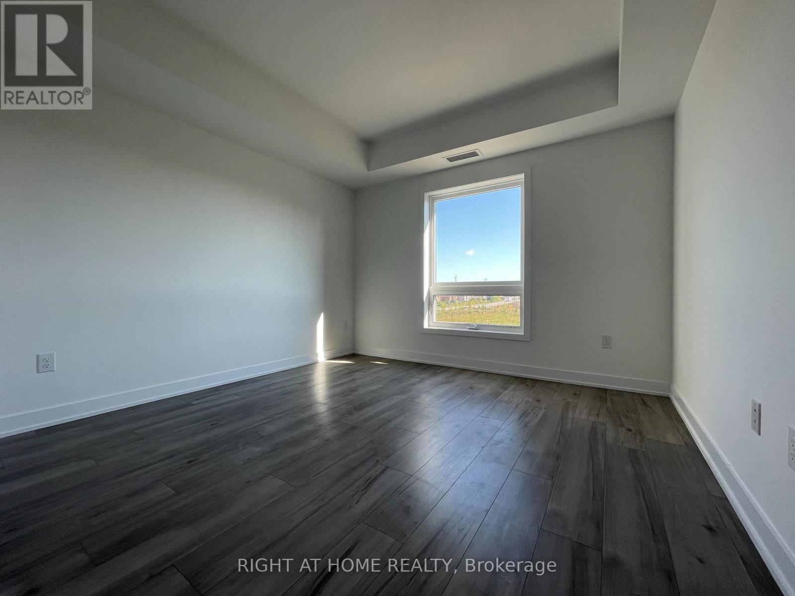 204 - 1 Chef Lane, Barrie, Ontario  L9J 0T1 - Photo 10 - S12734404