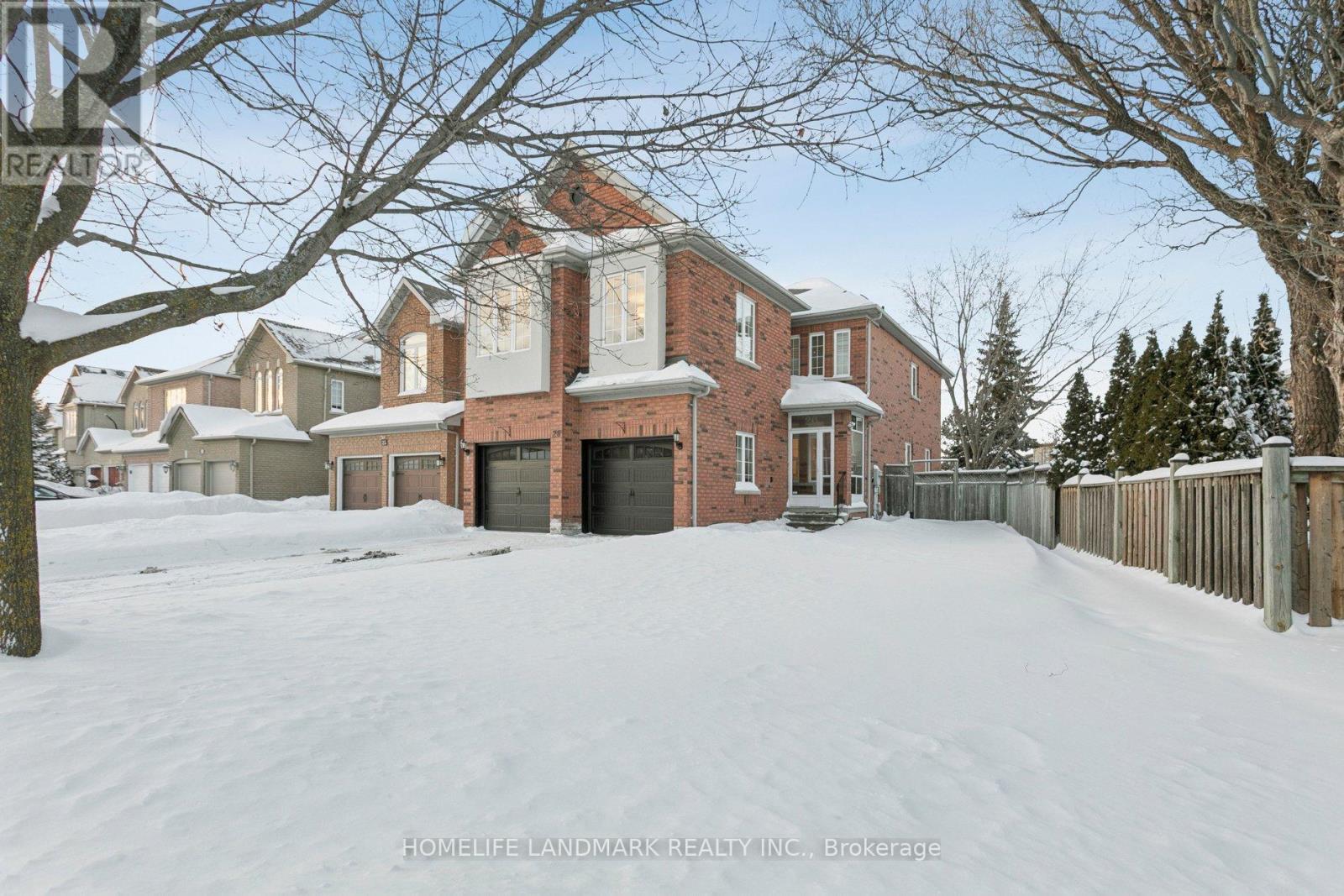 26 Monaco Crescent, Richmond Hill, Ontario  L4S 1X6 - Photo 2 - N12723096
