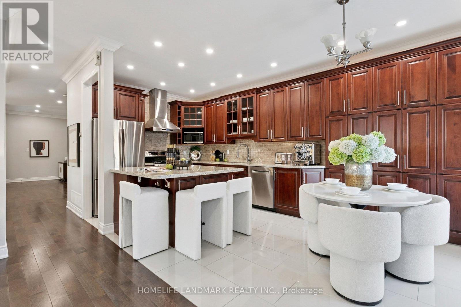 26 Monaco Crescent, Richmond Hill, Ontario  L4S 1X6 - Photo 9 - N12723096