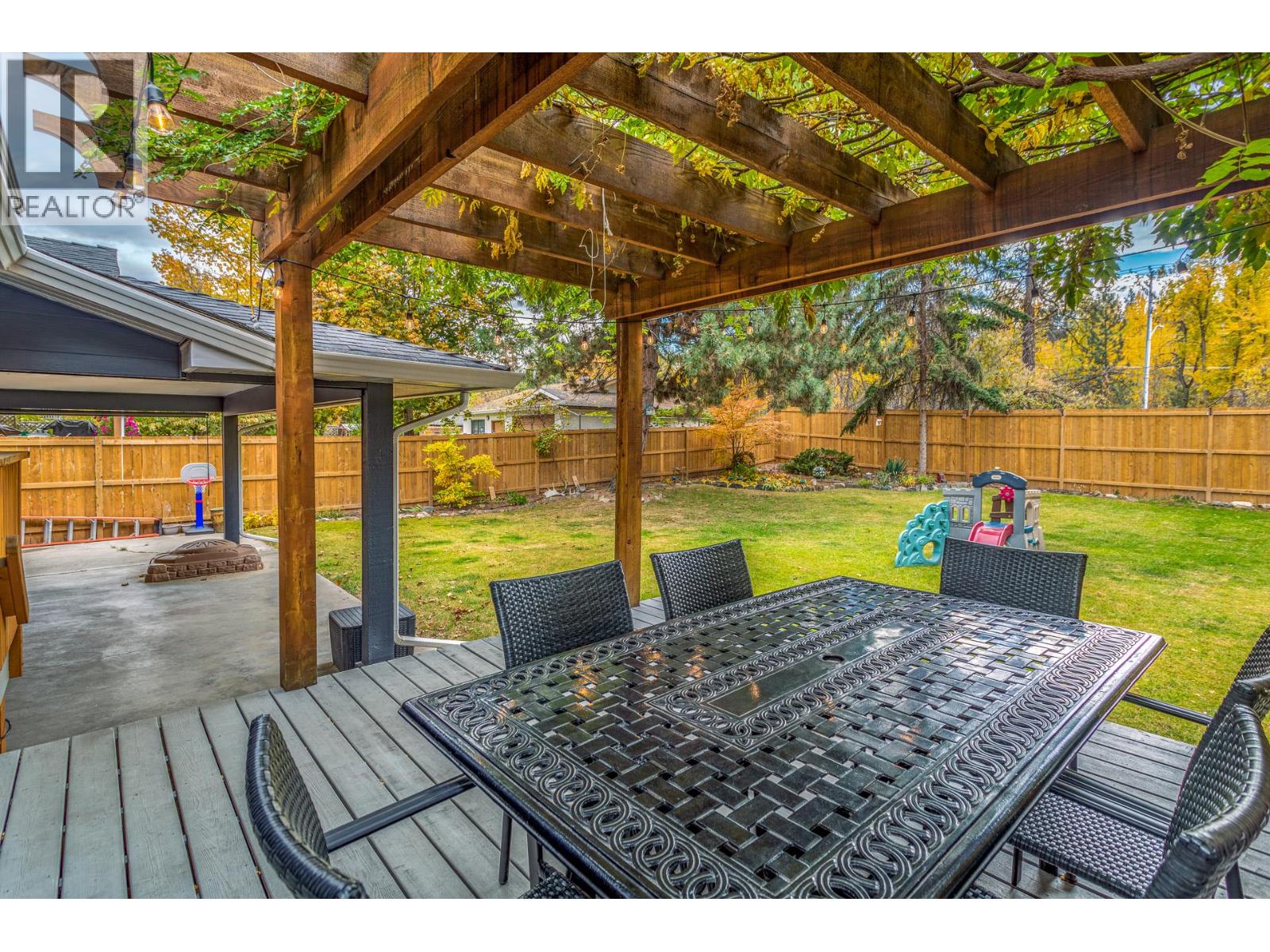 745 Wenric Crescent, Kelowna, British Columbia  V1X 5R6 - Photo 17 - 10371768