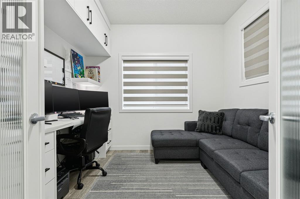 1124 Chinook Gate Bay Sw, Airdrie, Alberta  T4B 5J2 - Photo 12 - A2281954