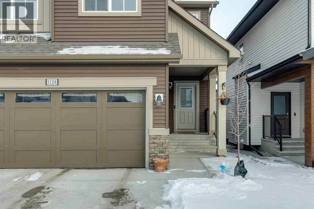 1124 Chinook Gate Bay Sw, Airdrie, Alberta  T4B 5J2 - Photo 2 - A2281954