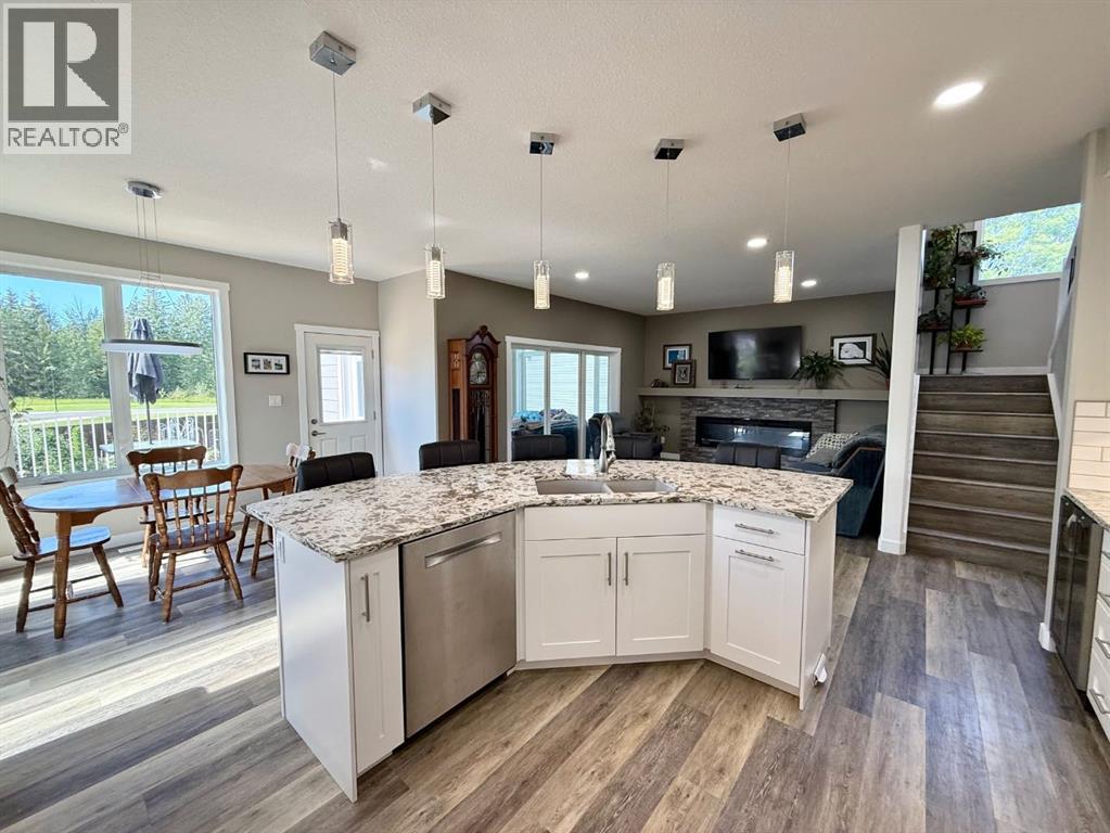 60 Pritchard Drive, Whitecourt, Alberta  T7S 0G3 - Photo 9 - A2276807