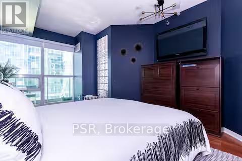 2014 - 18 Yonge Street, Toronto, Ontario  M5E 1Z8 - Photo 13 - C12734416