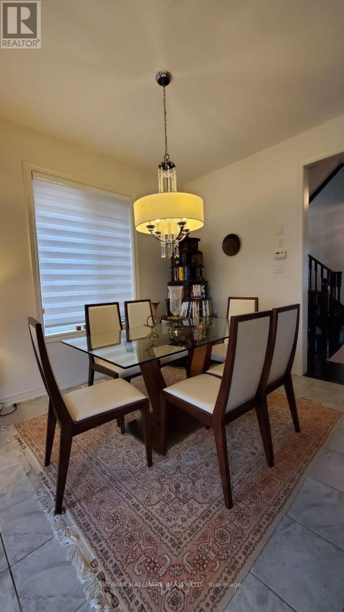 #main&2nd - 19 Chouinard Way, Aurora, Ontario  L4G 0V9 - Photo 30 - N12734418