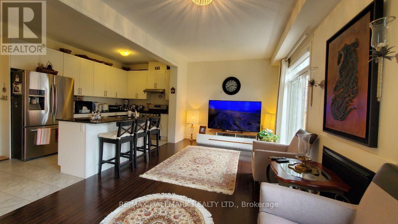 #main&2nd - 19 Chouinard Way, Aurora, Ontario  L4G 0V9 - Photo 33 - N12734418