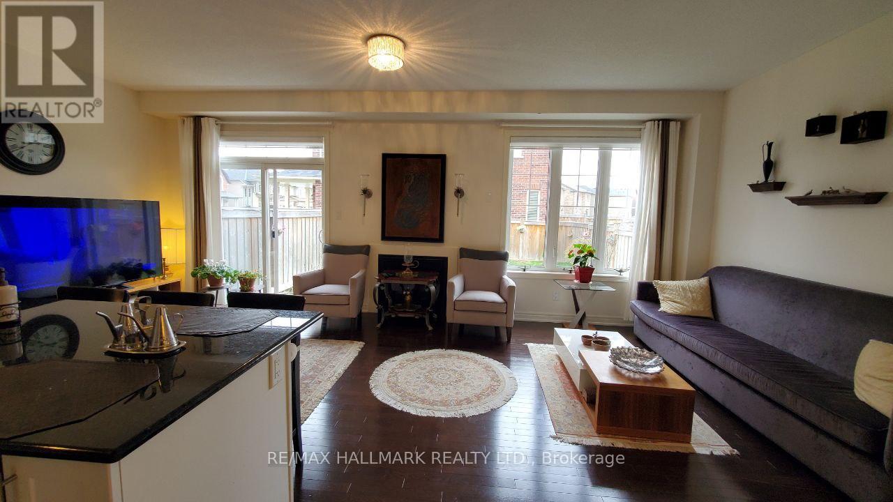 #main&2nd - 19 Chouinard Way, Aurora, Ontario  L4G 0V9 - Photo 34 - N12734418