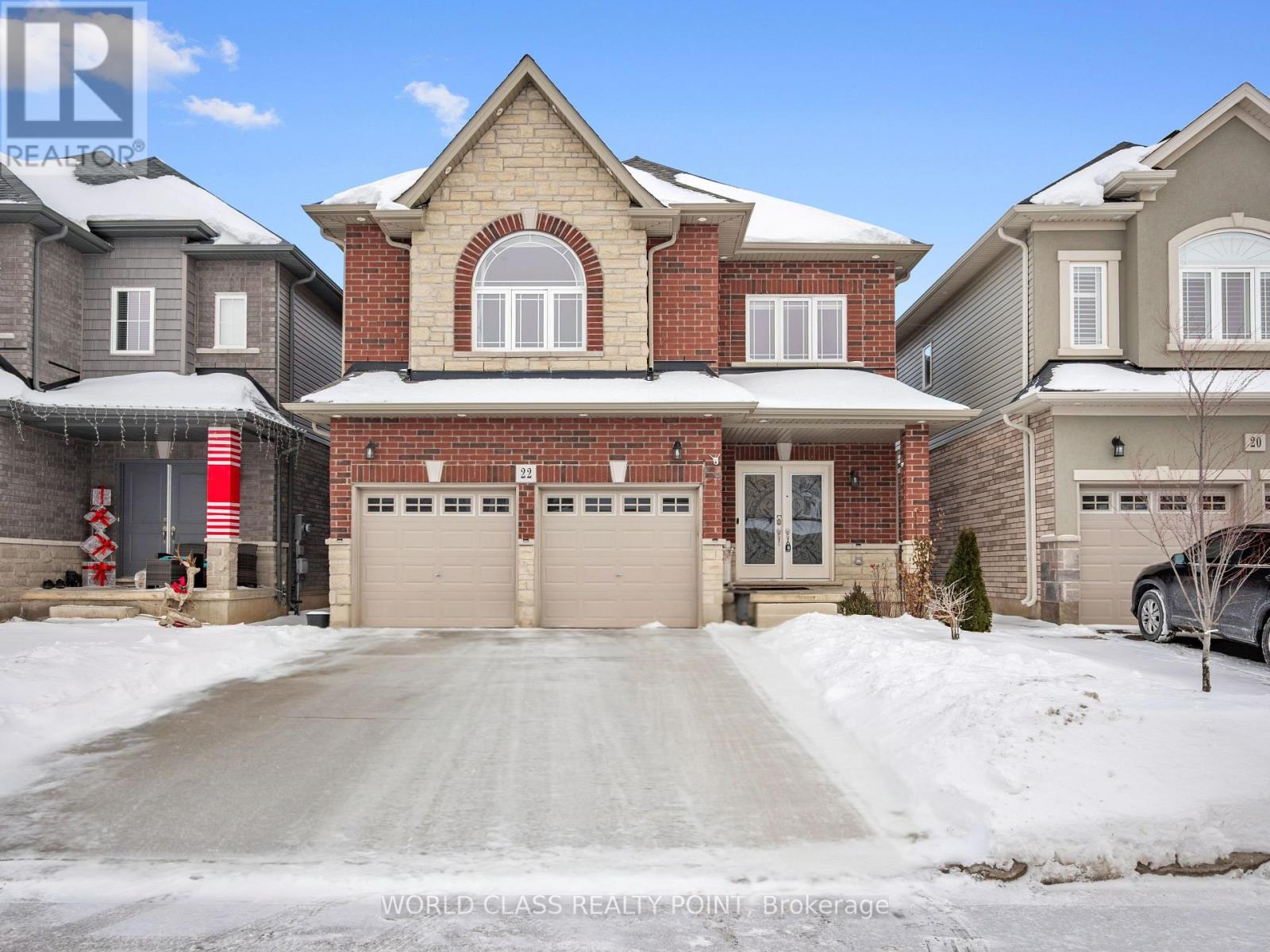 22 BETHUNE AVENUE, Hamilton, Ontario