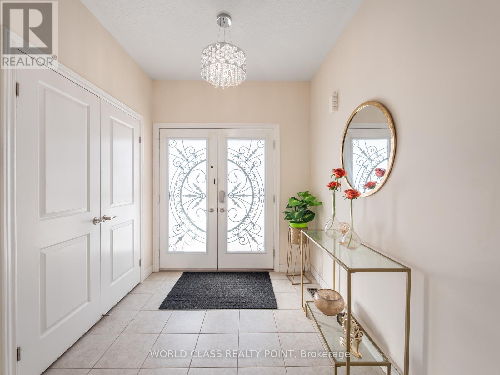 22 Bethune Avenue, Hamilton, Ontario  L0R 1P0 - Photo 3 - X12734398