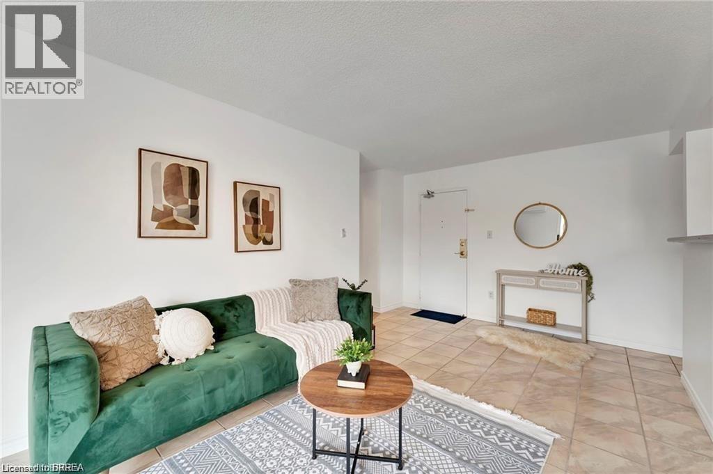 793 Colborne Street E Unit# 207, Brantford, Ontario  N3S 7J3 - Photo 8 - 40800976