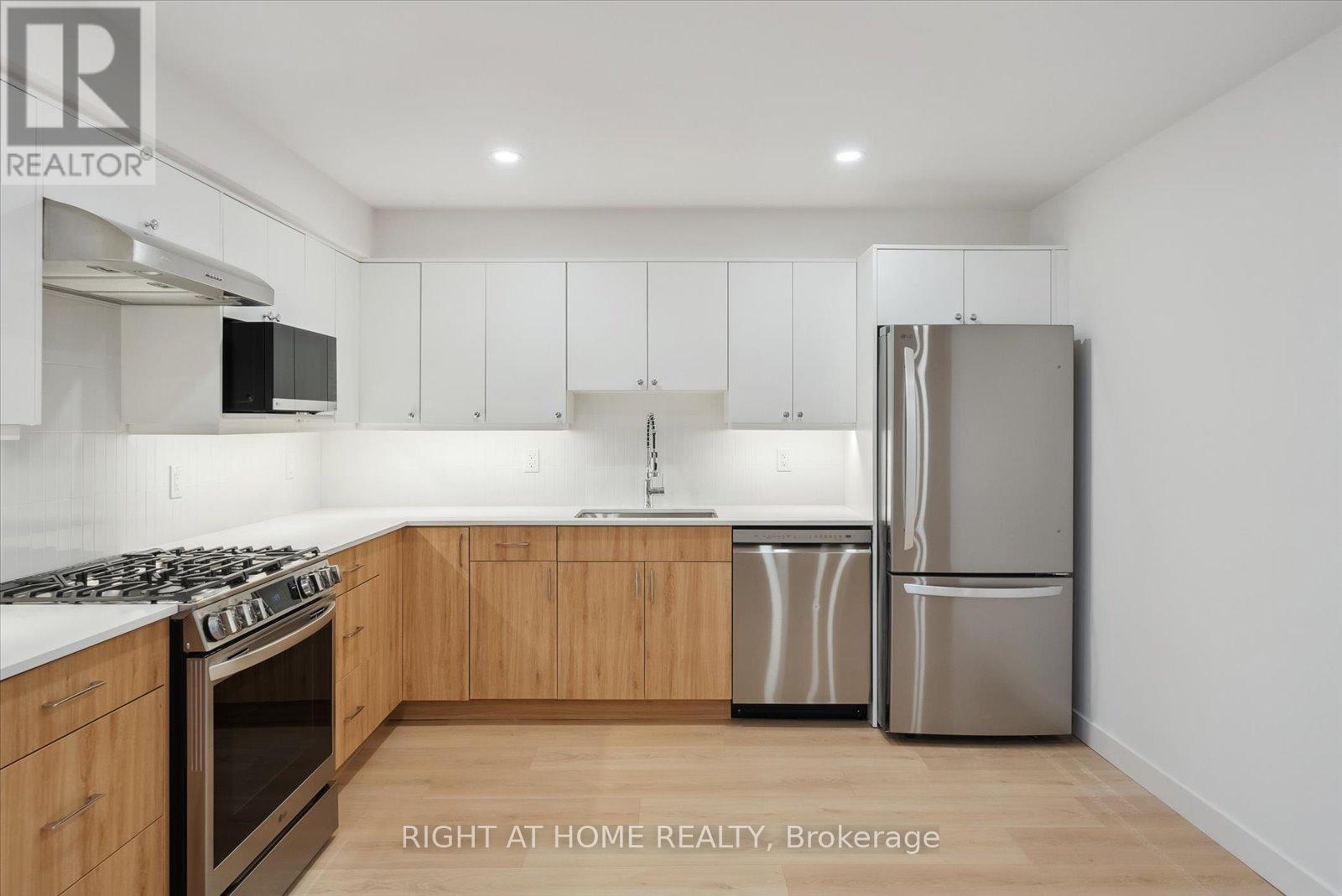 2 - 321 St George Street, Toronto, Ontario  M5R 2R2 - Photo 10 - C12716716