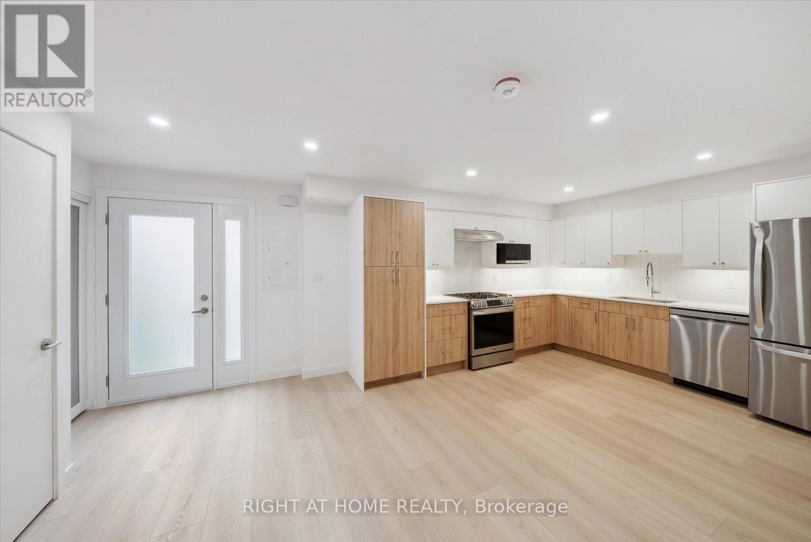 2 - 321 St George Street, Toronto, Ontario  M5R 2R2 - Photo 11 - C12716716