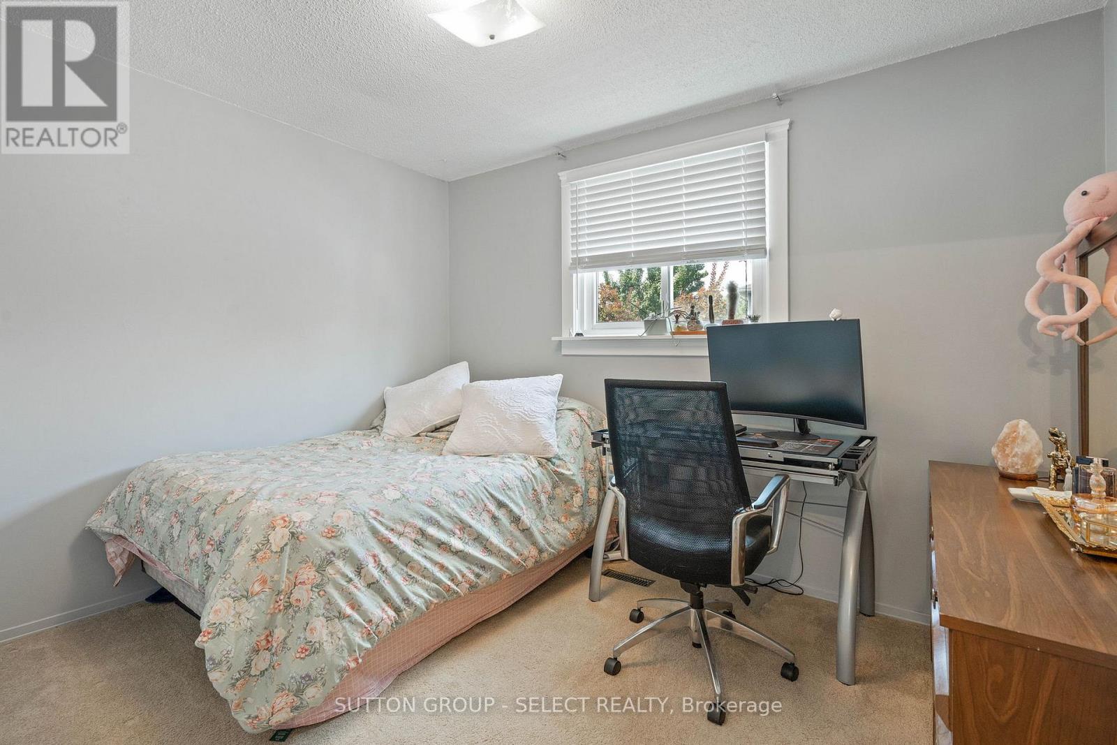 72 Blanchard Crescent, London North, Ontario  N6G 4E4 - Photo 18 - X12734440