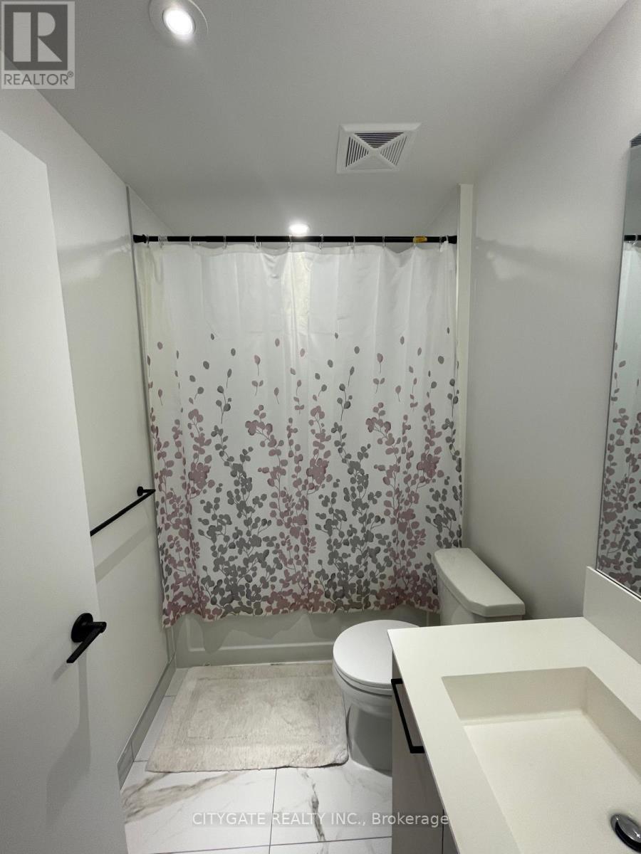 212 - 10 Lagerfeld Drive, Brampton, Ontario  L7A 5L3 - Photo 5 - W12668096