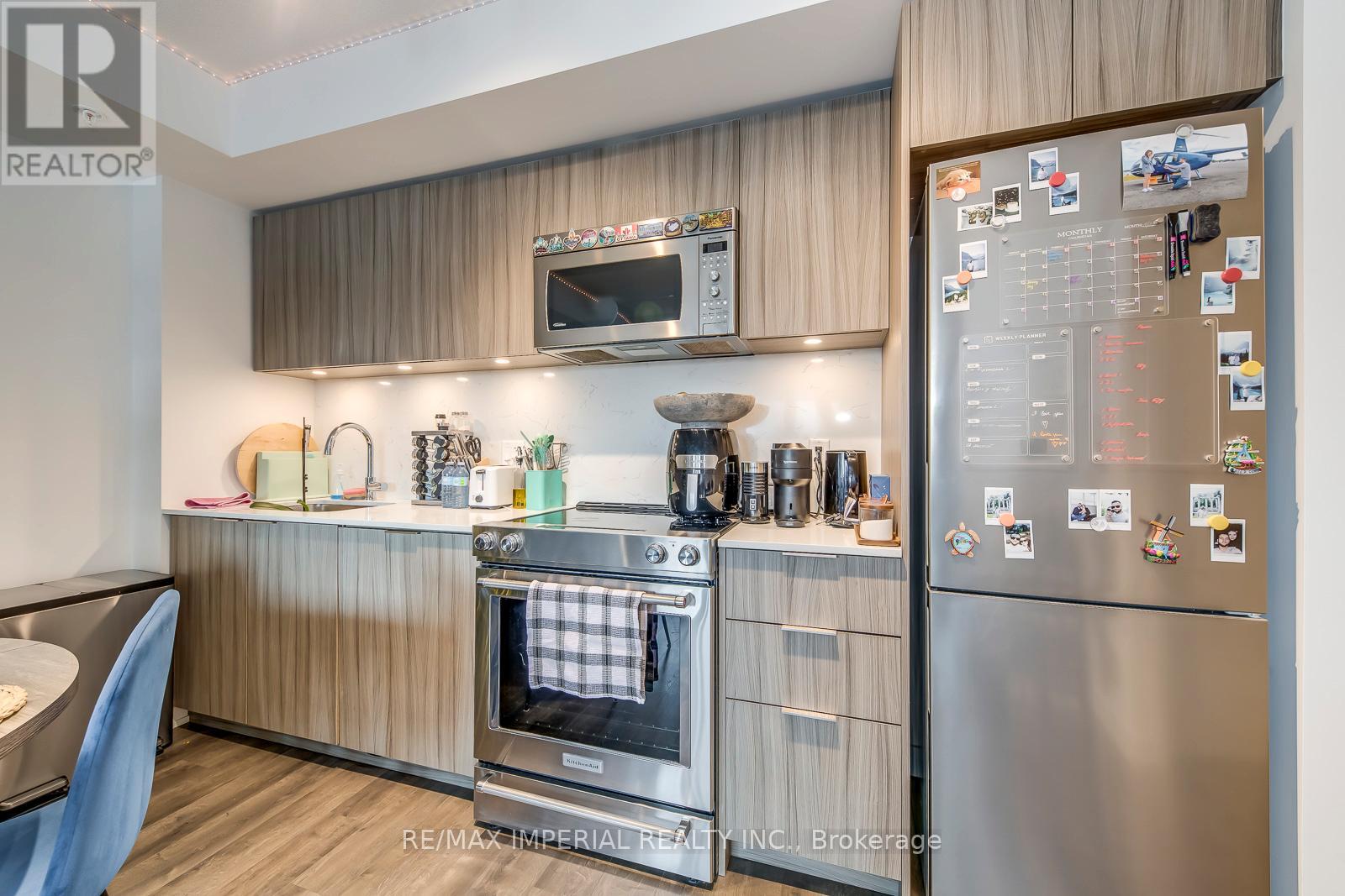 204 - 30 Samuel Wood Way, Toronto, Ontario  M9B 1B1 - Photo 12 - W12720098