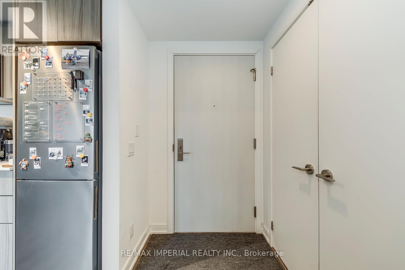 204 - 30 Samuel Wood Way, Toronto, Ontario  M9B 1B1 - Photo 7 - W12720098