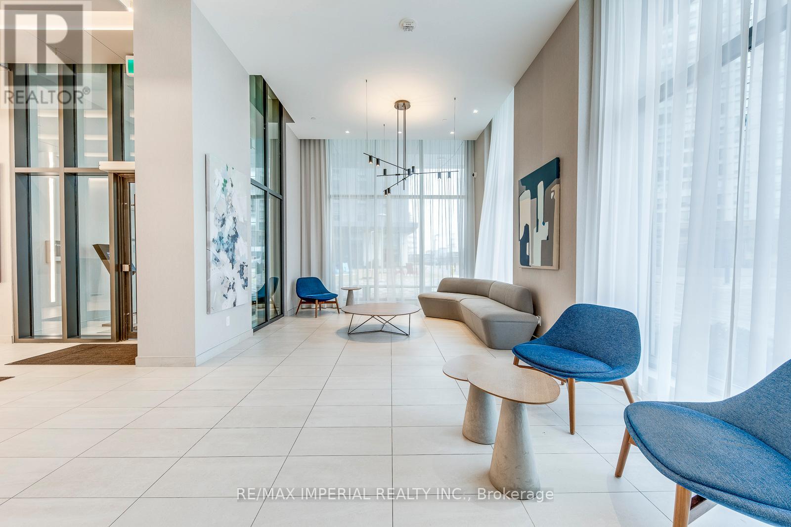 204 - 30 Samuel Wood Way, Toronto, Ontario  M9B 1B1 - Photo 4 - W12720098