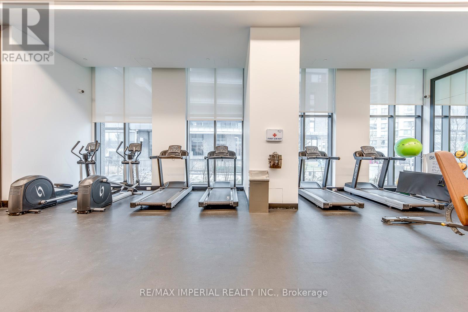 204 - 30 Samuel Wood Way, Toronto, Ontario  M9B 1B1 - Photo 31 - W12720098