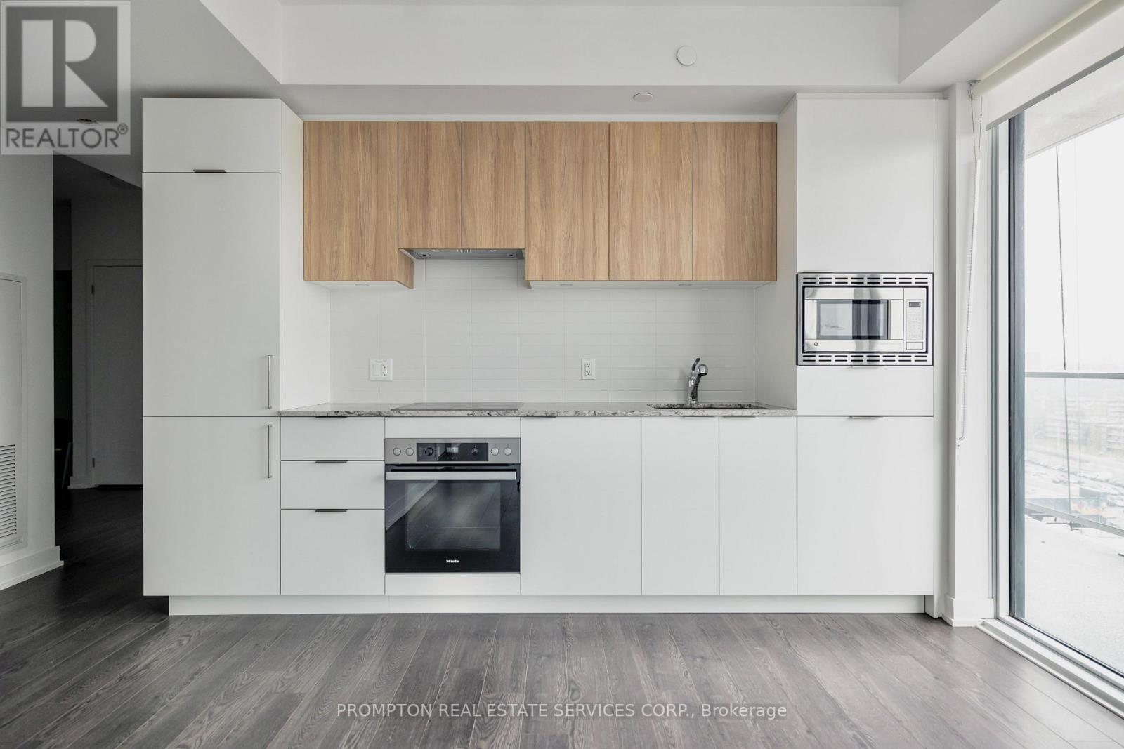 1002 - 50 O'neill Road, Toronto, Ontario  M3C 0R1 - Photo 10 - C12734426