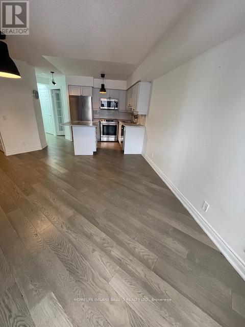 1001 - 78 Harrison Garden Boulevard, Toronto, Ontario  M2N 7E2 - Photo 3 - C12734434