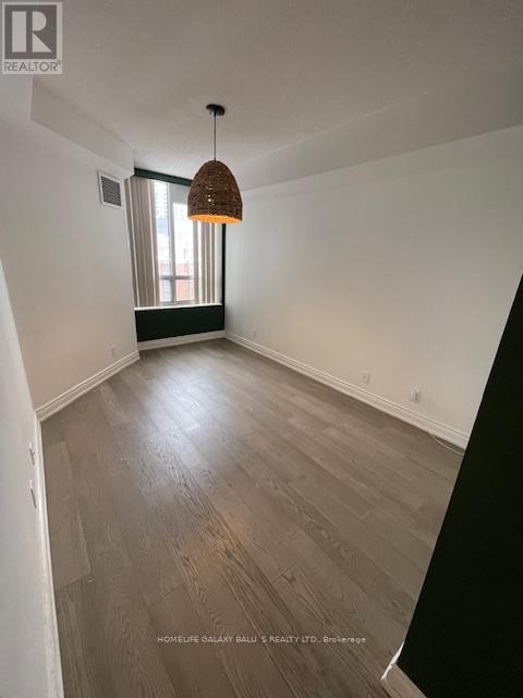 1001 - 78 Harrison Garden Boulevard, Toronto, Ontario  M2N 7E2 - Photo 8 - C12734434