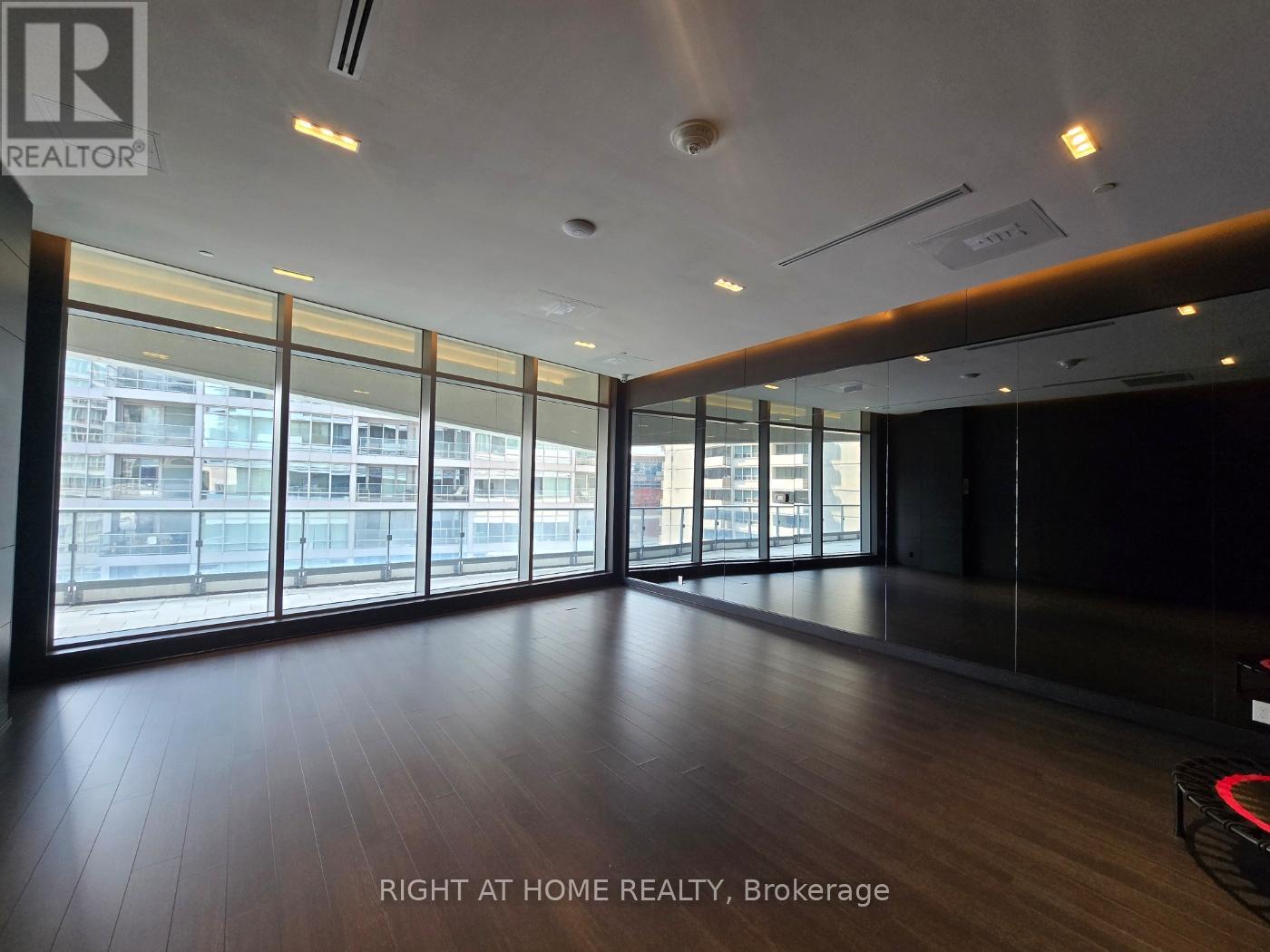 902 - 2221 Yonge Street, Toronto, Ontario  M4S 2B4 - Photo 18 - C12734436