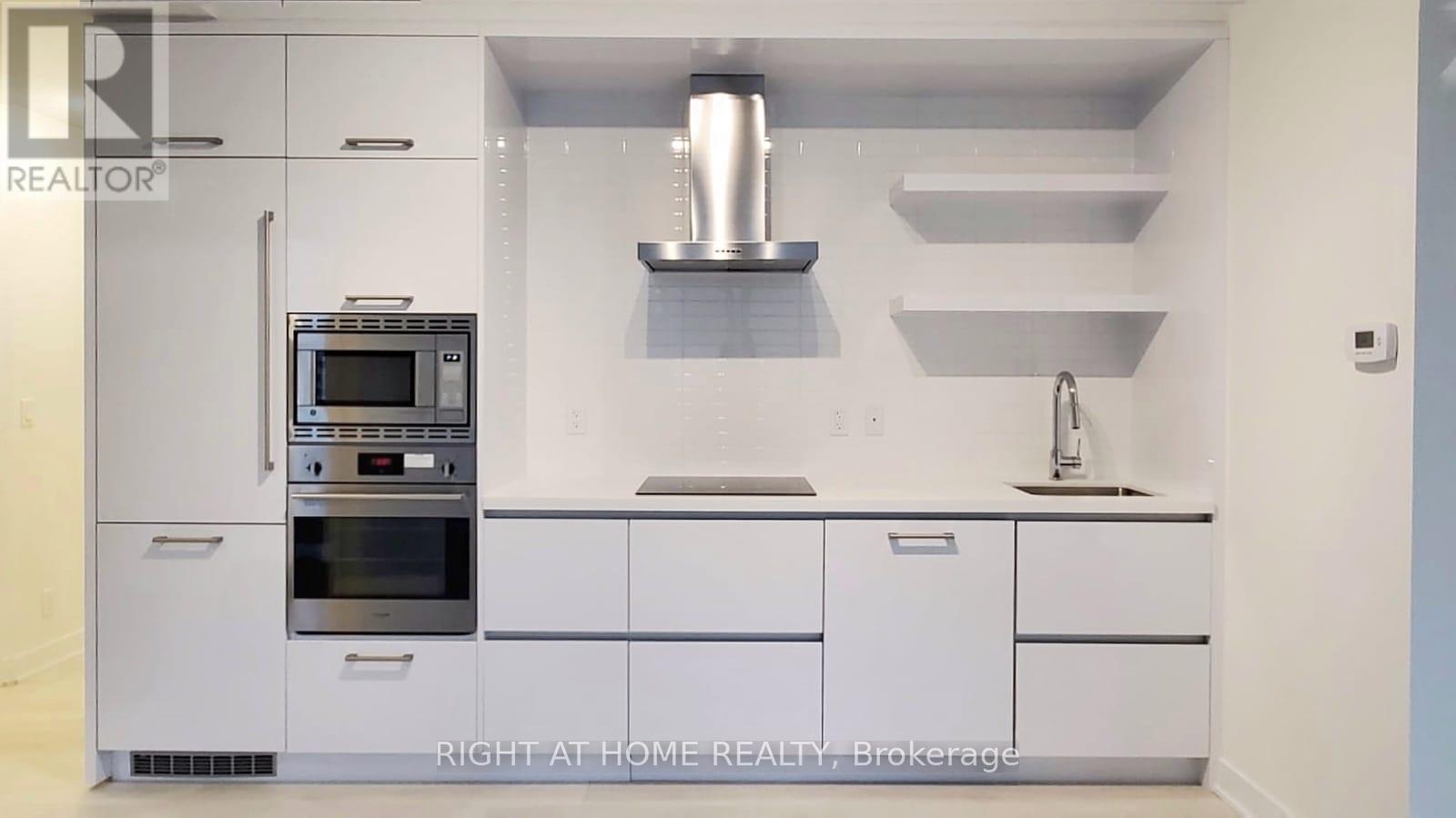 902 - 2221 Yonge Street, Toronto, Ontario  M4S 2B4 - Photo 2 - C12734436