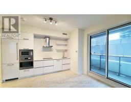 902 - 2221 YONGE STREET, Toronto, Ontario